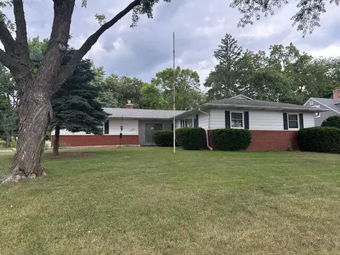 1120 Van Buren, Fort Atkinson, WI 53538