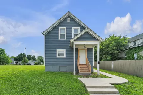 2462 N 23rd, Milwaukee, WI 53206
