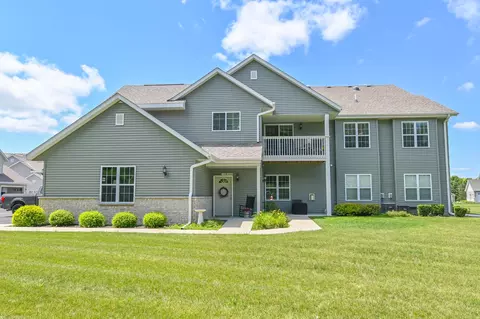 w197n16942 Stonewall, Jackson, WI 53037