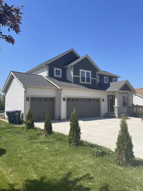 425 Champlain, Johnson Creek, WI 53038