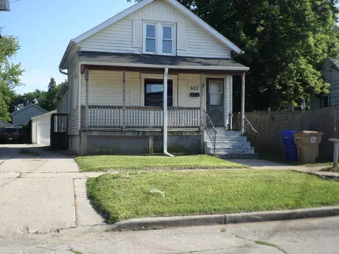 923 47th, Kenosha, WI 53140