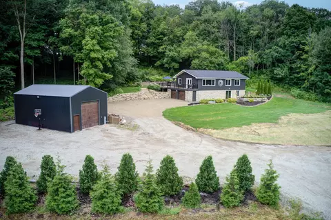 n441 Scofield Road, Watertown, WI 53098