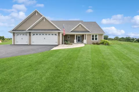 n1451 Maple Ridge Road, Linn, WI 53147