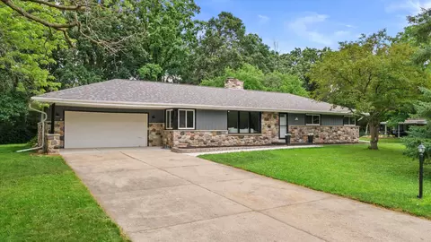 n51w14664 Lancaster, Menomonee Falls, WI 53051
