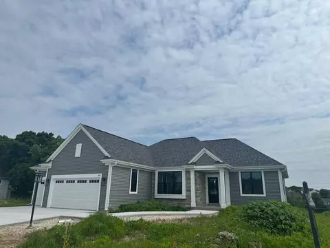 801 Panorama, Waukesha, WI 53188