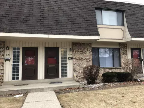 6155 W Calumet, Milwaukee, WI 53223