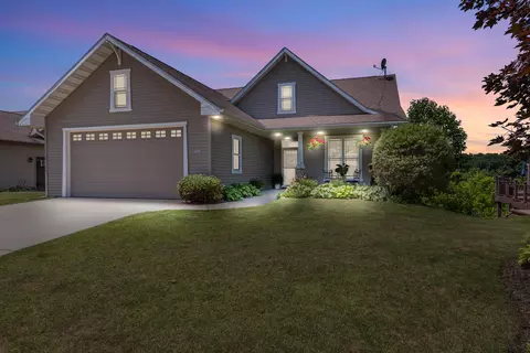 1680 Great Frst, West Bend, WI 53090