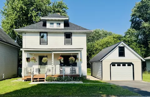 118 Woodlawn, Neosho, WI 53059