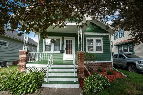 2016 Grange, Racine, WI 53403