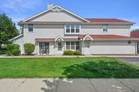 6030 S Crosswinds #1, Cudahy, WI 53110