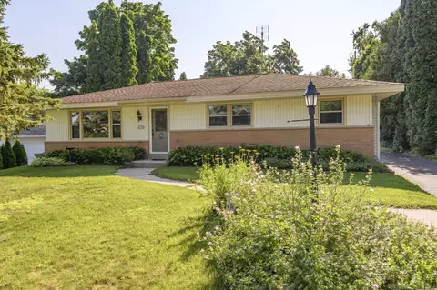 w268n2728 Water, Pewaukee, WI 53072