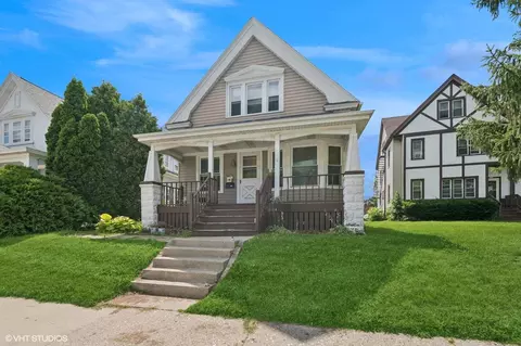 4733 W Beloit #4735, West Milwaukee, WI 53214