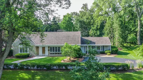 905 W Larabee, Port Washington, WI 53074