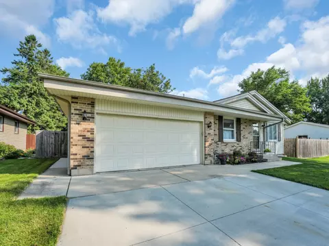 5114 Kings, Racine, WI 53406