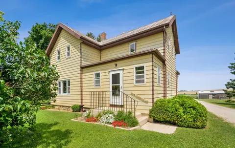 w2384 County Hh, New Holstein, WI 53061