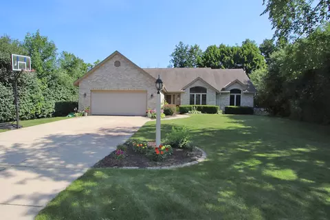 n52w14273 Thornhill, Menomonee Falls, WI 53051