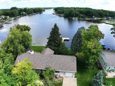 4605 Riverside, Waterford, WI 53185