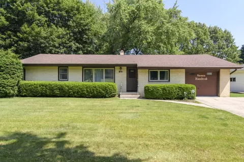 700 Lemira, Waukesha, WI 53188