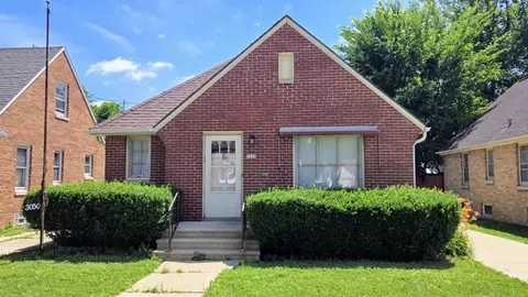 3050 N 76, Milwaukee, WI 53222