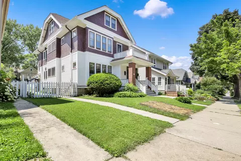 3233 S Delaware #3235, Milwaukee, WI 53207
