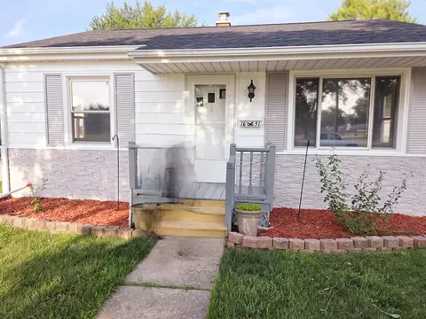 1631 Monroe, Racine, WI 53405