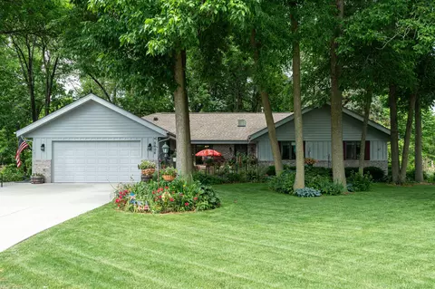 5606 Richwood, Racine, WI 53402