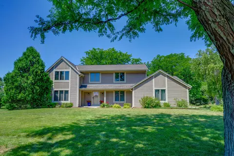 20550 Dexter, Brookfield, WI 53045