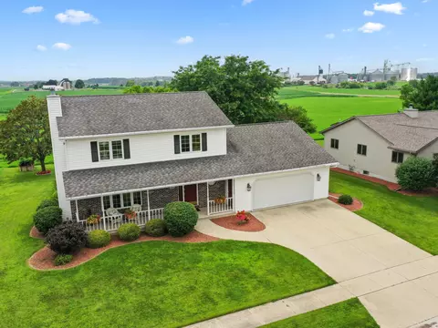 420 Johnson, Valders, WI 54245