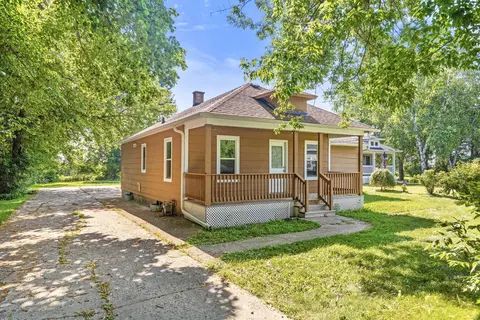 7229 Douglas, Racine, WI 53402