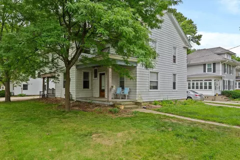 531 W College, Waukesha, WI 53186