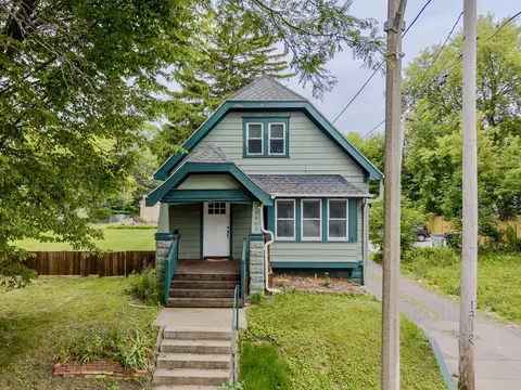 3061 N Buffum, Milwaukee, WI 53212