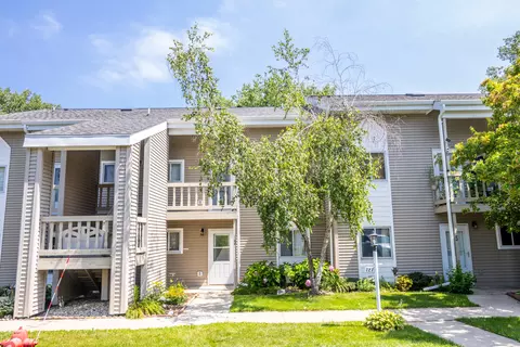 727 E Lakeview #4, Hustisford, WI 53034