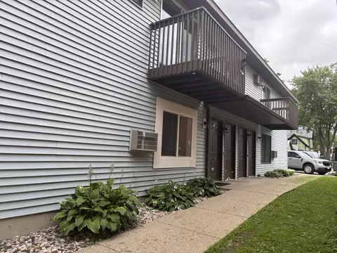 1035 Green Bay, La Crosse, WI 54601