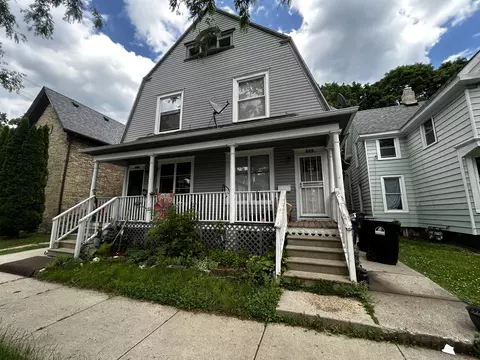 903 Villa, Racine, WI 53403