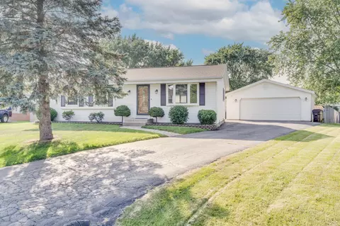 6720 White Birch, Racine, WI 53402