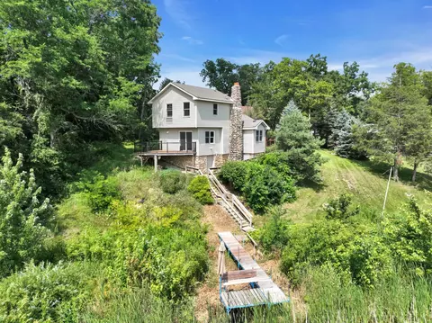 W6549 Shore, Sugar Creek, WI 53121