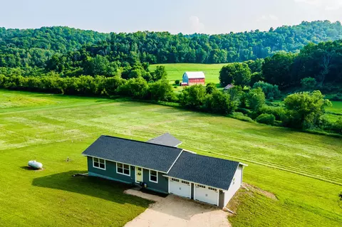 27428 Dieter Holw, Akan, WI 53518