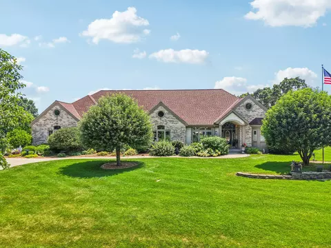 9201 W Kensington, Franklin, WI 53132