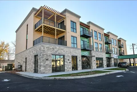 500 E Main #203, Waterford, WI 53185