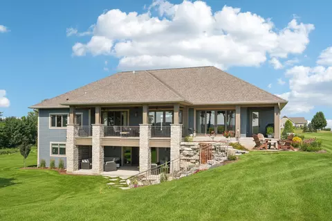 2177 Elsies, Richfield, WI 53076