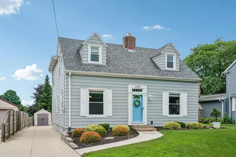 2029 N Green Bay, Mount Pleasant, WI 53405