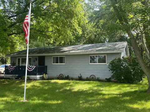 310 Southeastern, Genoa City, WI 53128