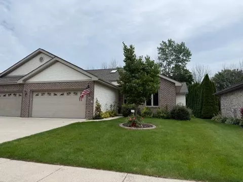 1925 Cappaert, Manitowoc, WI 54220