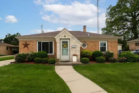 727 Lombard, Racine, WI 53402