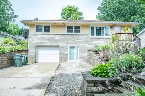 1924 Fairview, West Bend, WI 53090