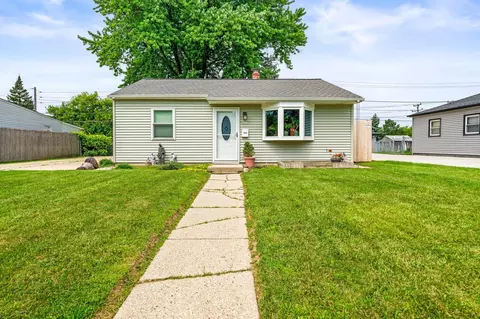 4517 S Pennsylvania, Saint Francis, WI 53235