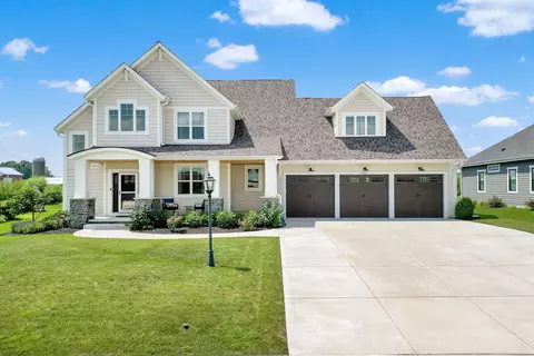 10171 S Woodside, Franklin, WI 53132