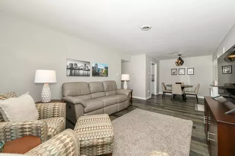 6464 S Whitnall Edge #203, Franklin, WI 53132