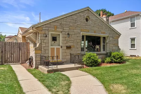 2935 S 38th, Milwaukee, WI 53215