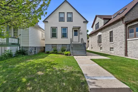 3731 E Barnard, Cudahy, WI 53110